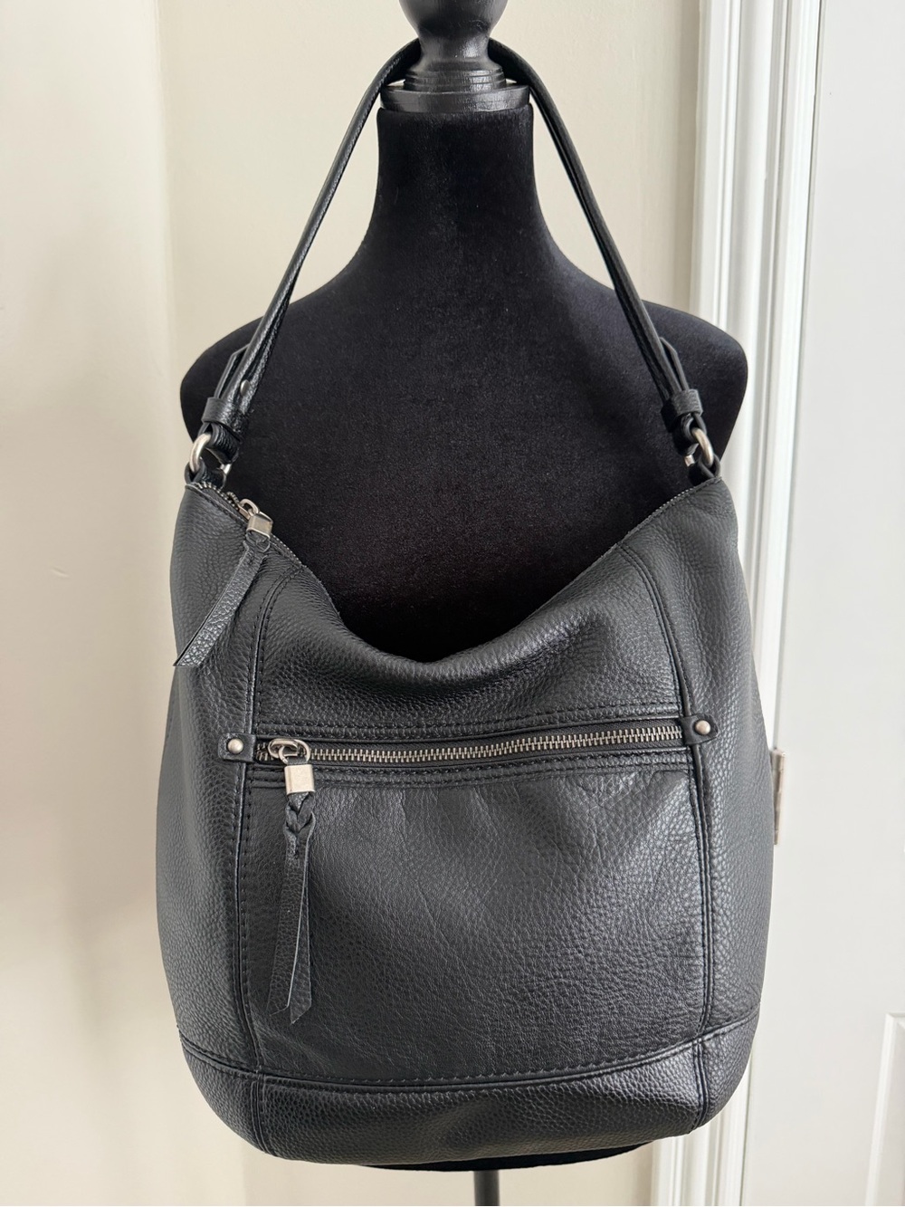 The Sak Sequoia Hobo Bag - Picture 5 of 11